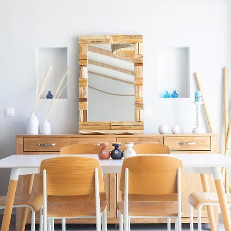 アパート Skai Two Floor