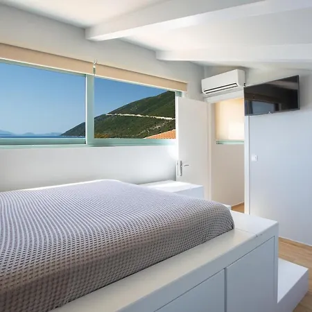 Skai Two Floor Vasiliki (Lefkada)