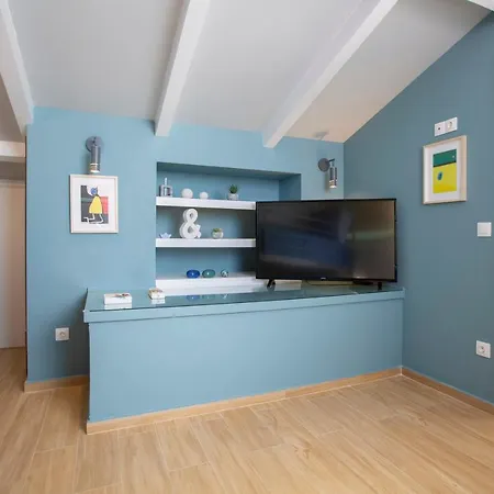 Skai Two Floor Daire *
