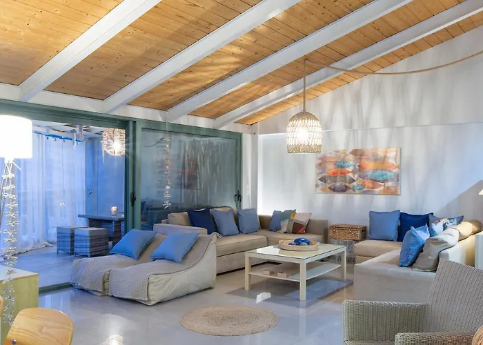 Skai Two Floor アパート *