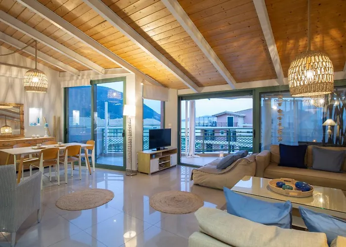 Skai Two Floor アパート *