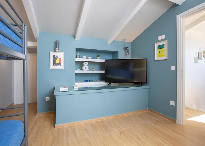 Skai Two Floor Apartment *